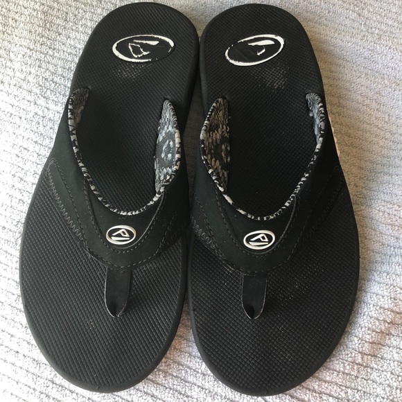 women's reef flip flops with bottle opener
